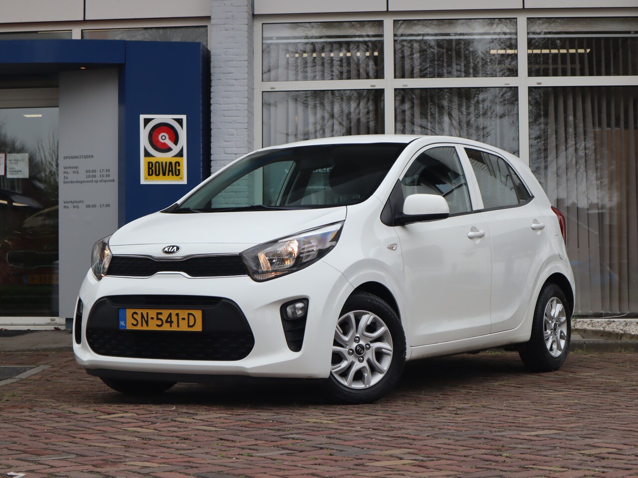 Kia Picanto - 1.0 CVVT ComfortPlusLine Navigator / Cruise / Camera - AutoWereld.nl
