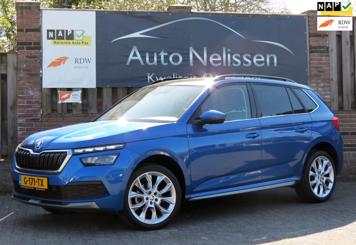 Skoda Kamiq - 1.0 TSI Business Edition AUTOMAAT | PANORAMADAK | 18 INCH VELGEN | APPLE CARPLAY | SOUND S - AutoWereld.nl