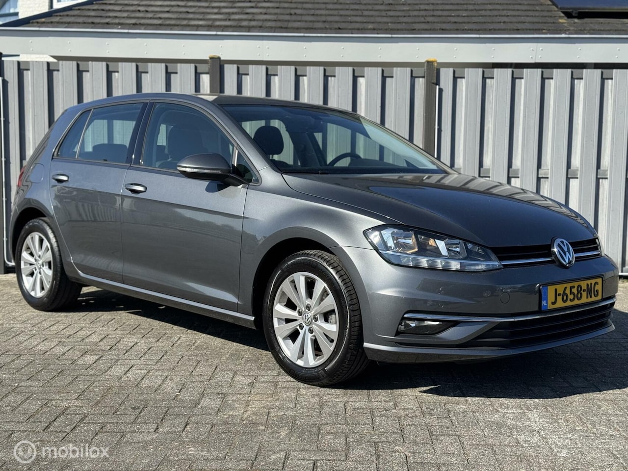 Volkswagen Golf - 1.5 TSI Comfortline Business 1.5 TSI Comfortline Business - AutoWereld.nl