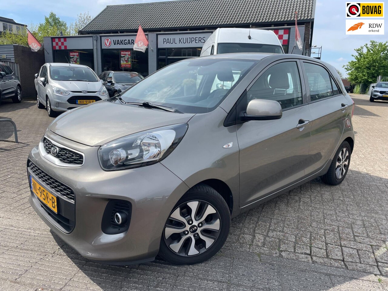 Kia Picanto - 1.0 CVVT EconomyPlusLine *airco + camera + navi + trekhaak + LM-velg* - AutoWereld.nl