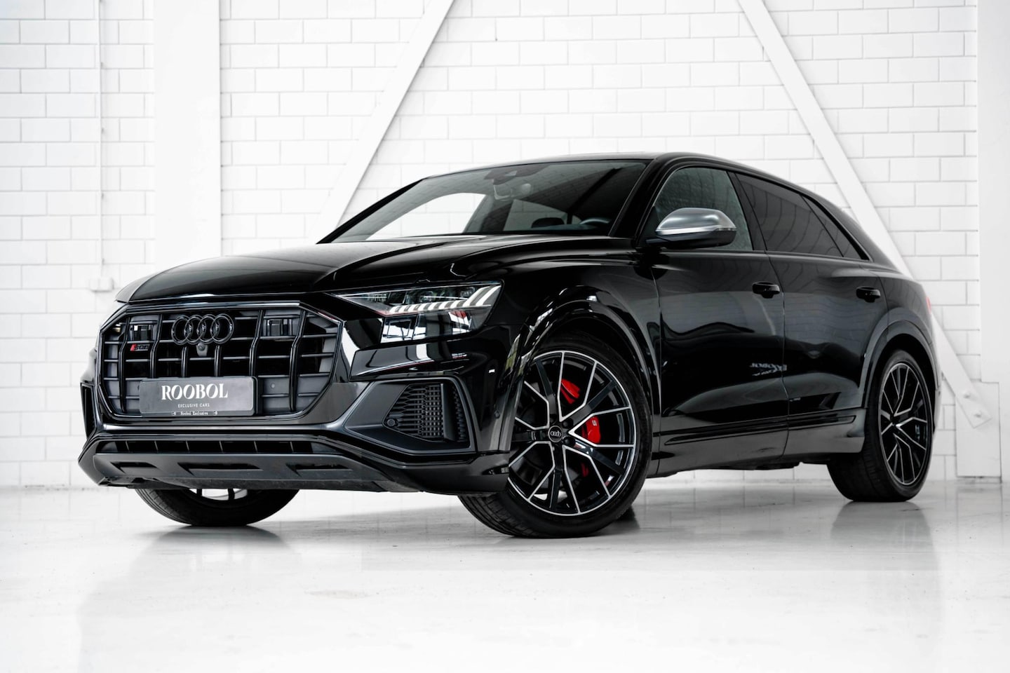 Audi Q8 - 4.0 TFSI SQ8 quattro Bang & Olufsen | Massage | S Sportstoelen - AutoWereld.nl
