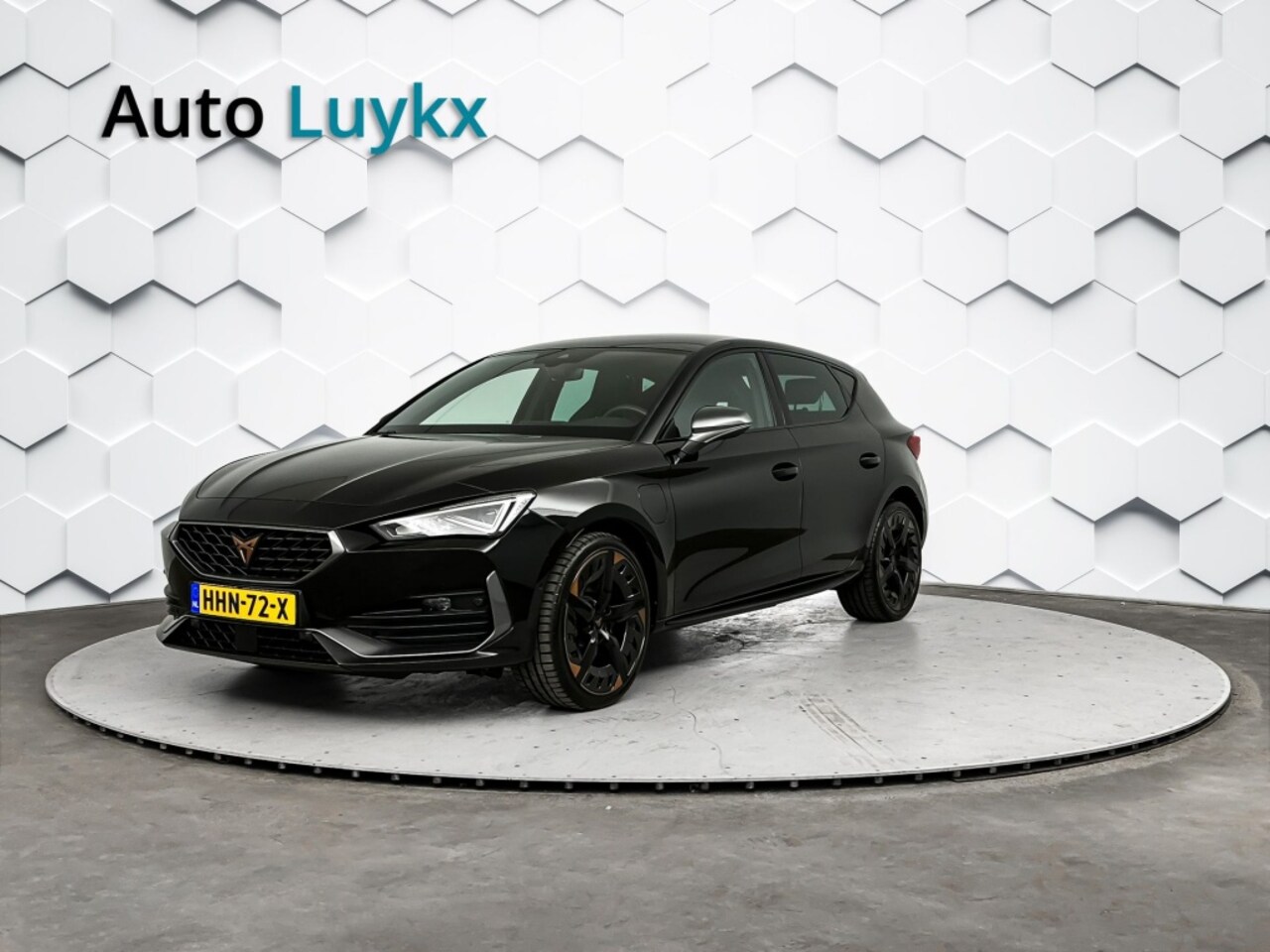 CUPRA Leon - 1.4 e-Hybrid Copper Edition 245 PK 2E PAASDAG OPEN! | 19'' L.M. Velgen | Stuurverwarming | - AutoWereld.nl