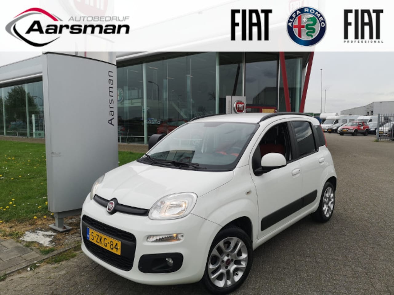 Fiat Panda - 0.9 TwinAir Lounge | Automatische airco | Lichtmetalen velgen - AutoWereld.nl