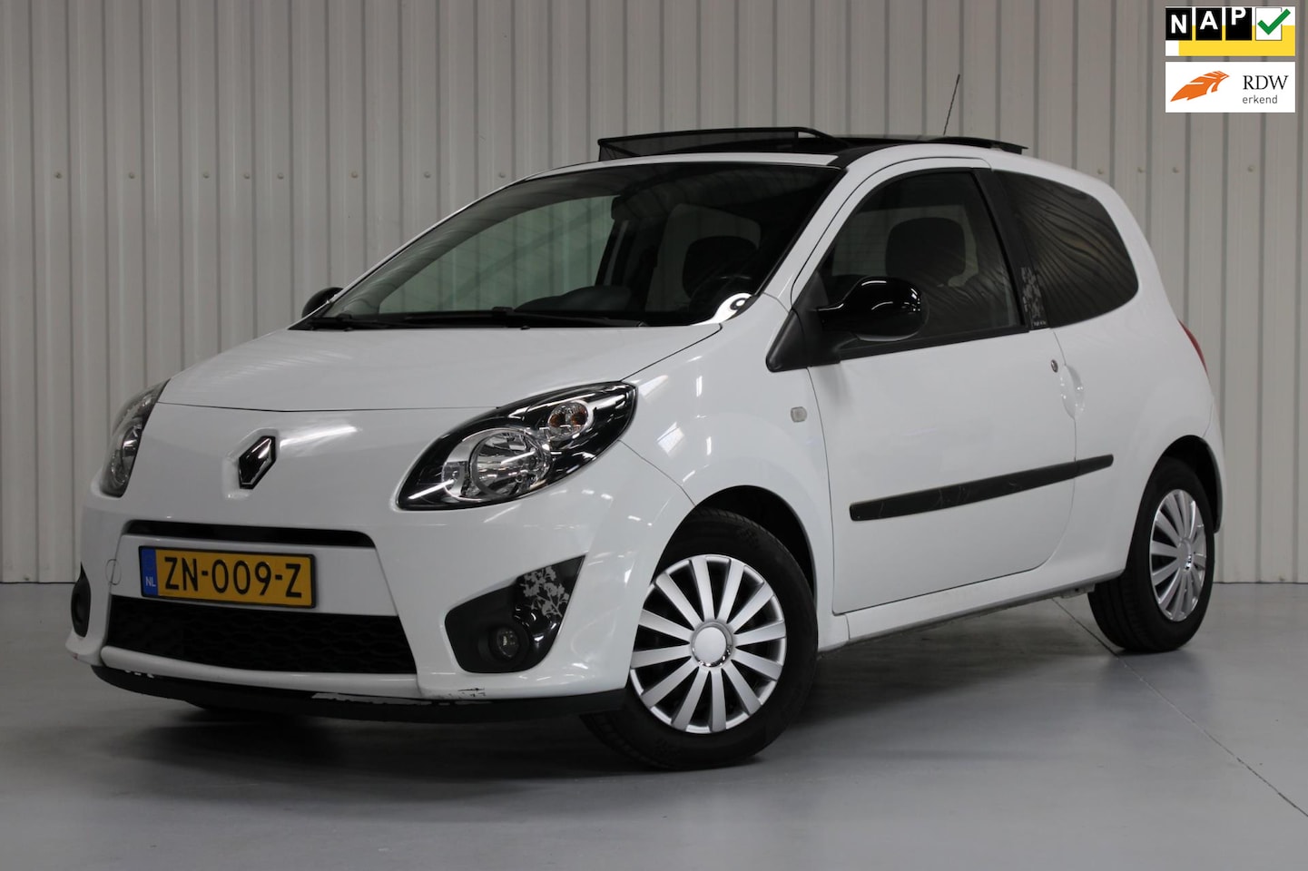 Renault Twingo - 1.2-16V Dynamique 1.2-16V Dynamique - AutoWereld.nl