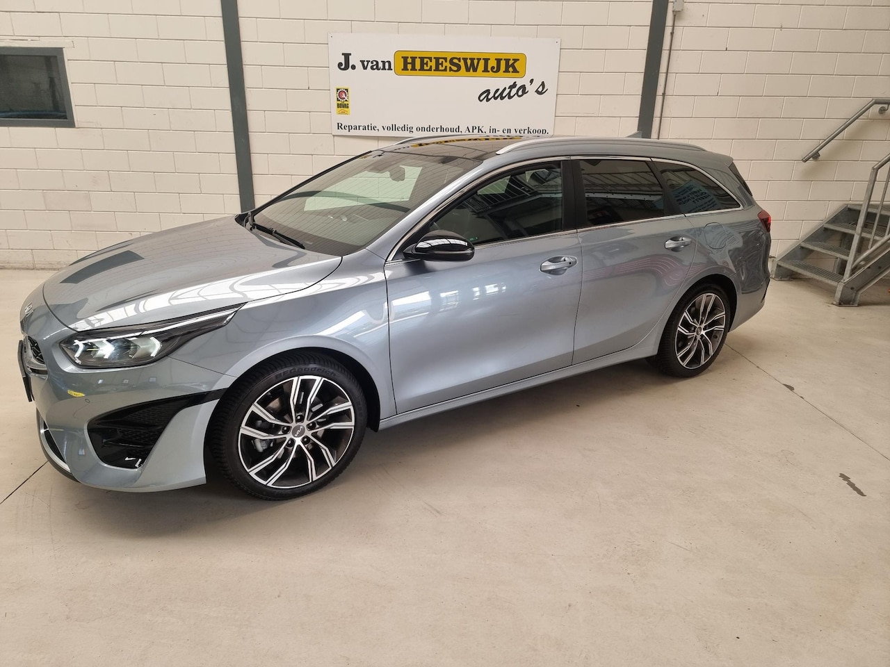 Kia Cee'd Sportswagon - Ceed 1.5 T-GDi GT-PlusLine 2e Paasdag Geopend !!! Nieuw Model |Schuif kantel dak | stuur + - AutoWereld.nl