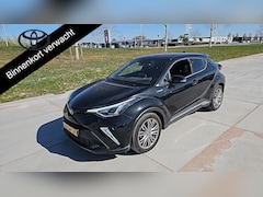 Toyota C-HR - 2.0 Hybrid Executive 184 PK | Navigatie | Stoelverwarming | Half Leder |