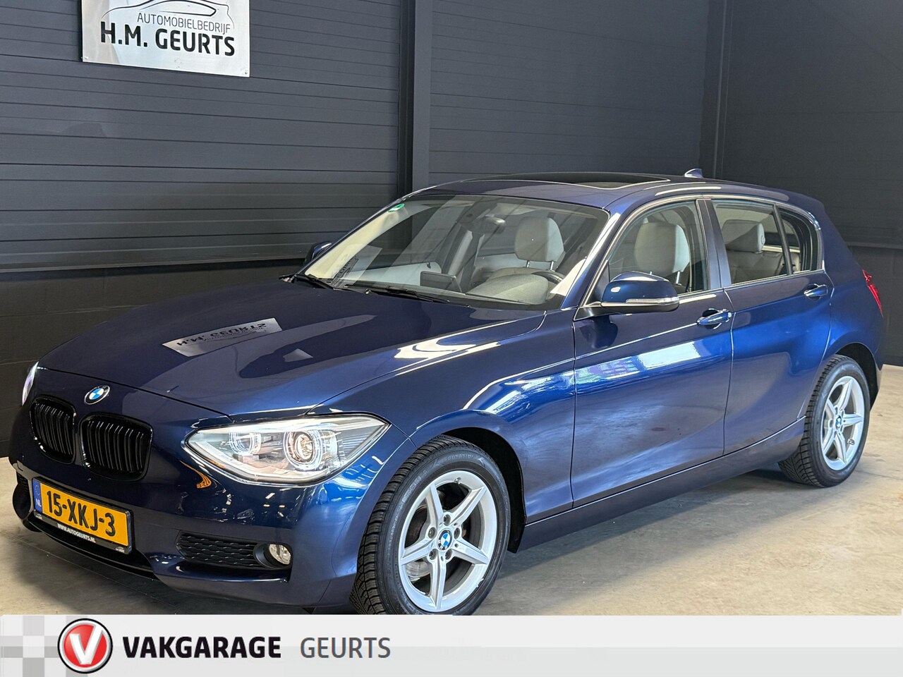 BMW 1-serie - 116i Business Leder Sk Dak Navi Clima Lm Velgen - AutoWereld.nl