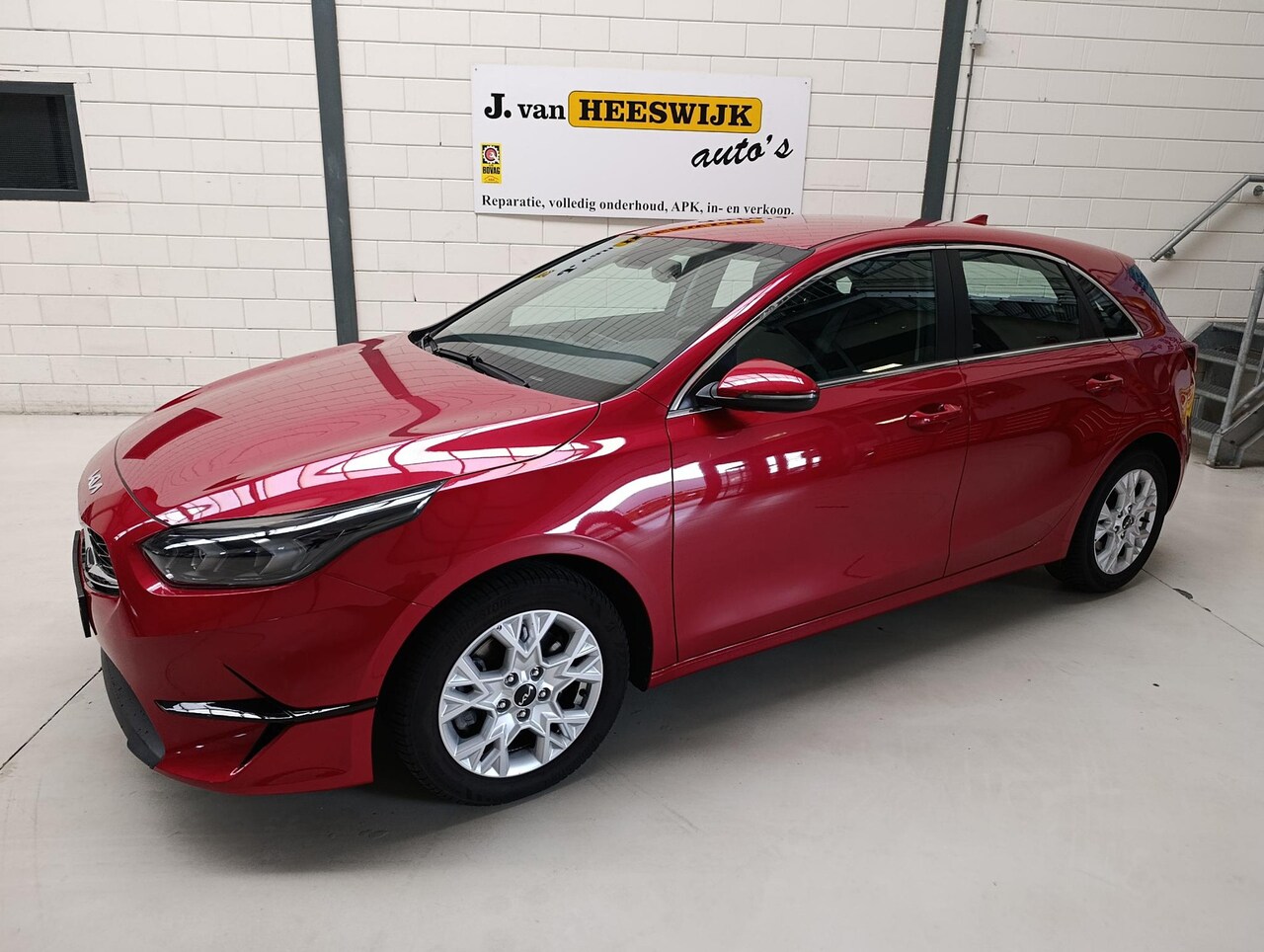 Kia Cee'd - Ceed 1.0 T-GDi DynamicLine 2e Paasdag Geopend !!! Ecc | Lmv | Navi | Camera | Pdc - AutoWereld.nl