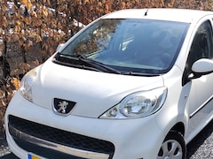 Peugeot 107 - 1.0-12V XS