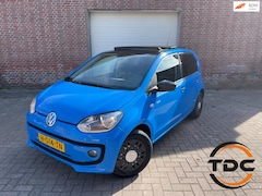 Volkswagen Up! - 1.0 high up NAVI PANO AIRCO 5-drs