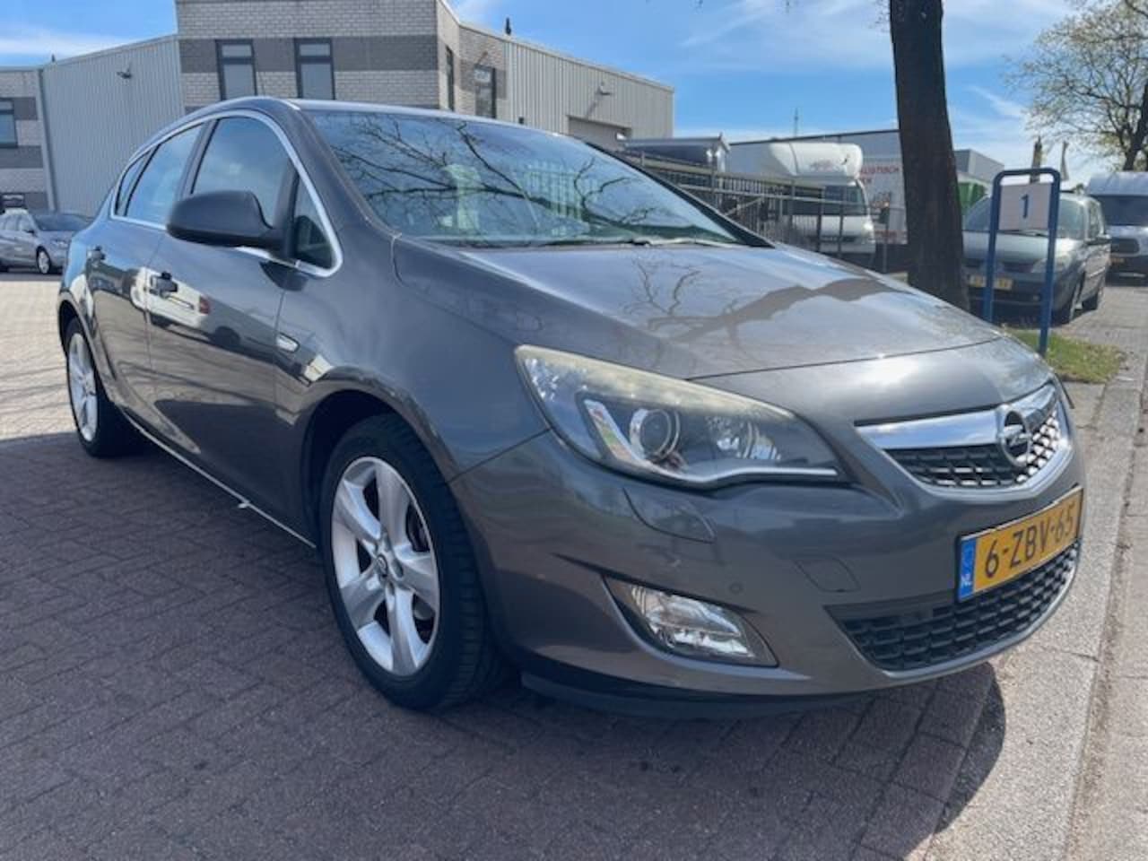 Opel Astra - 1.4 Turbo 140pk 5deurs Sport Airco/ECC,Cruisecontrol,Xenon Nette Auto - AutoWereld.nl