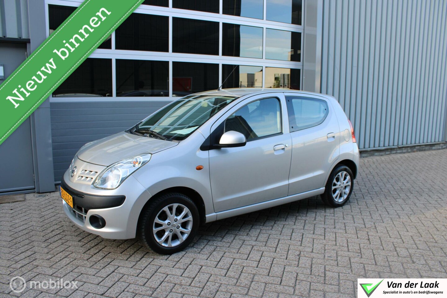 Nissan Pixo - 1.0 Look 1e Eigenaar Boekje aanwezig | Airco | Sportwielen. - AutoWereld.nl
