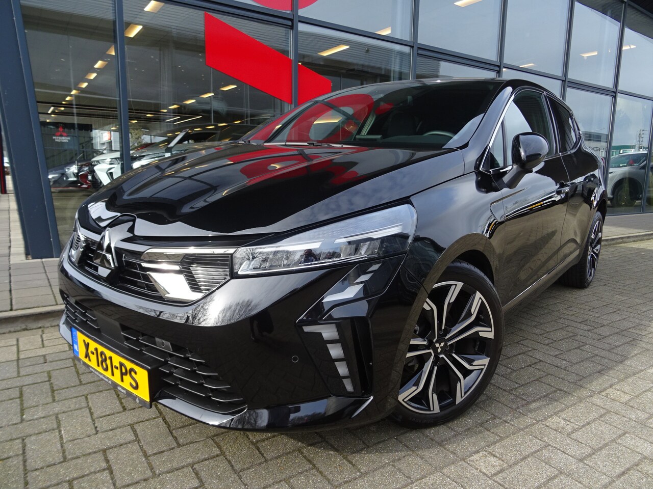 Mitsubishi Colt - 1.0T MT First Edition 1.0T MT First Edition - AutoWereld.nl