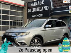 Mitsubishi Outlander - Instyle | 7P | Leder/Alcantara | Cruise | Climate | Pdc | Camera | Isofix | Full-option