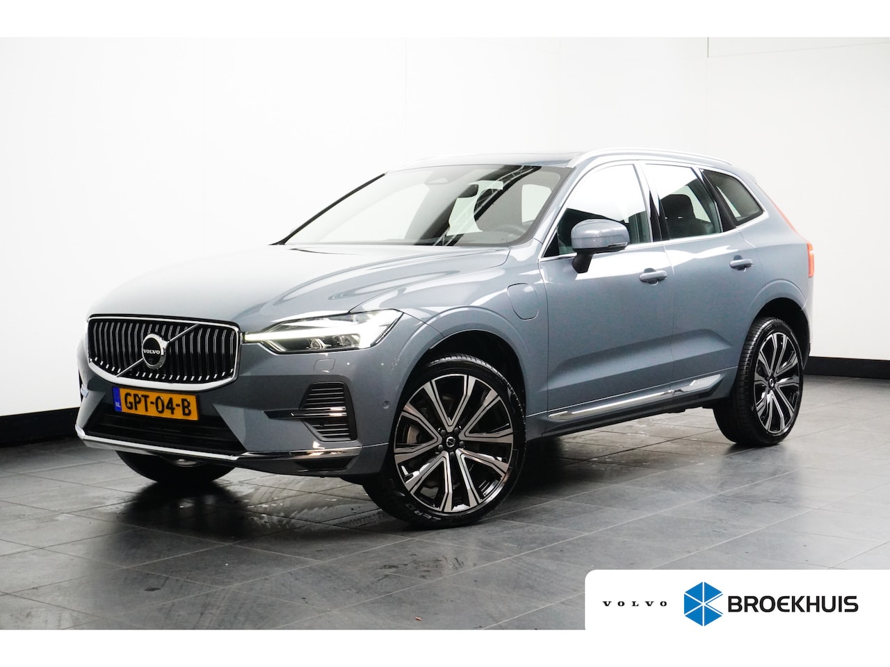 Volvo XC60 - 2.0 Recharge T6 AWD Ultimate Bright | Luchtvering | Harman/Kardon | 360 camera | BLIS | Tr - AutoWereld.nl
