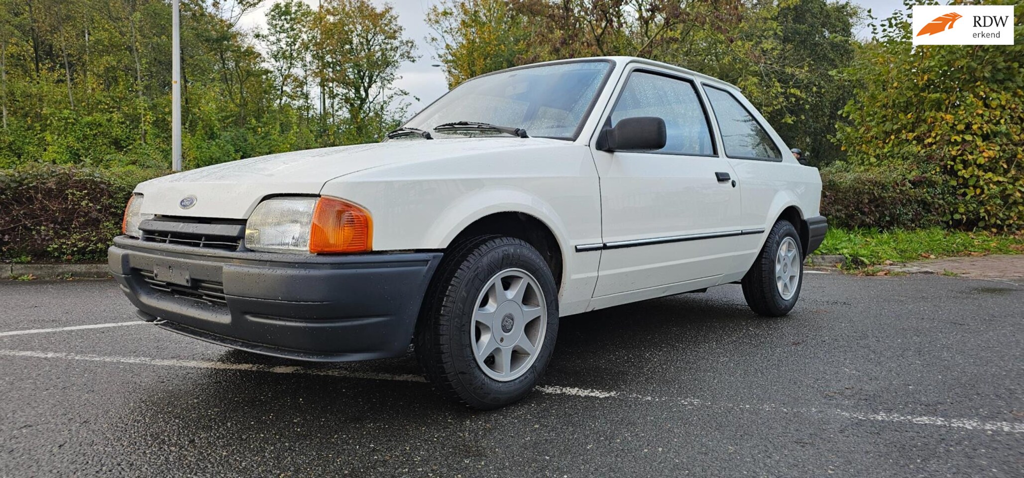 Ford Escort - 1.6 Sport automaat - AutoWereld.nl