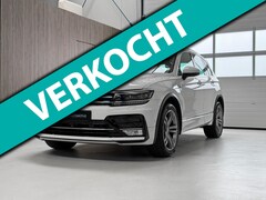 Volkswagen Tiguan - 2.0 TSI 4Motion R LINE - SCHUIFDAK - VIRTUAL COCKPIT - LEDER - STANDKACHEL - TREKHAAK