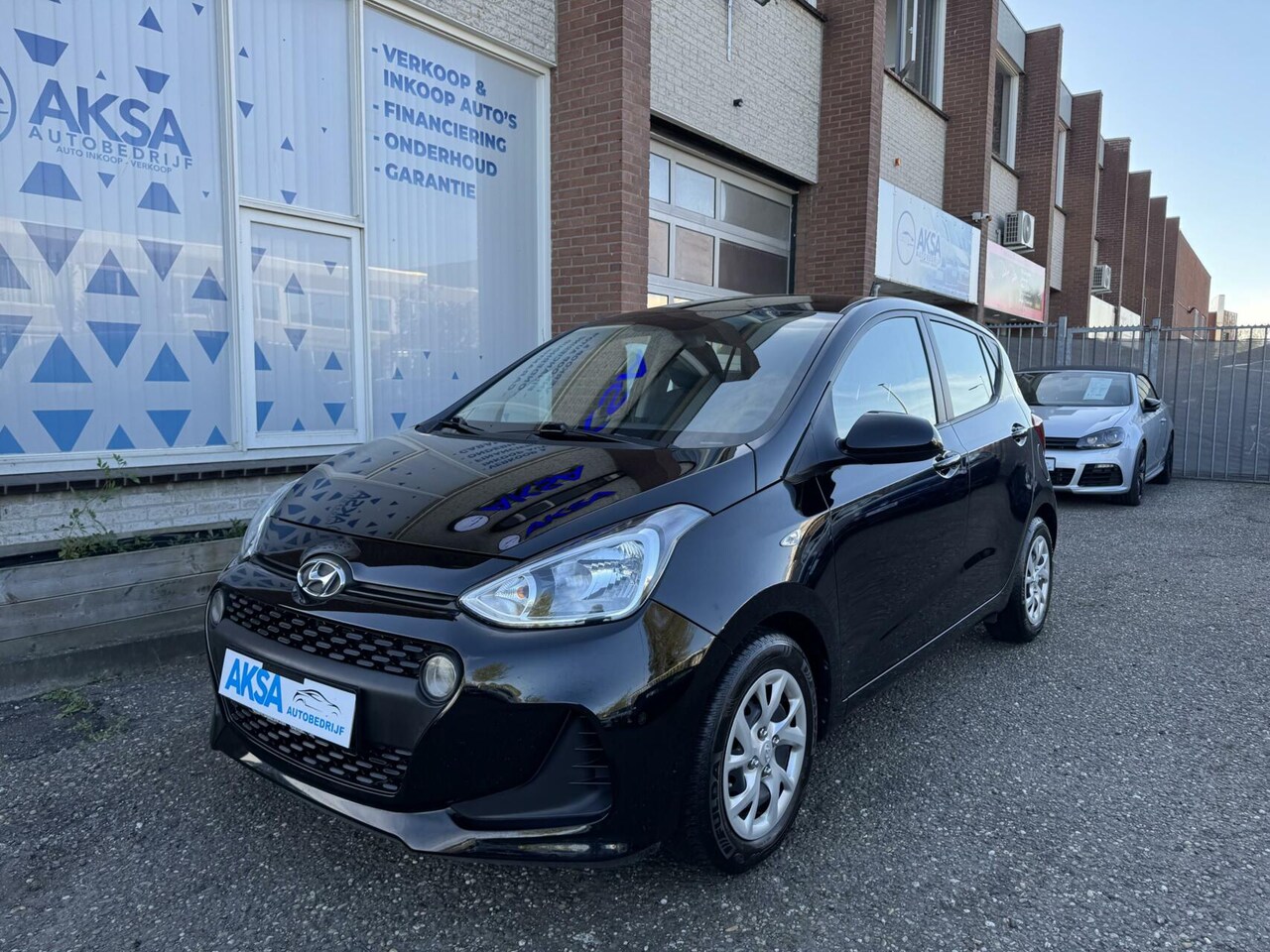 Hyundai i10 - 1.0i Comfort CarPlay Stoelvw CruiseC Stuurvw Navi - AutoWereld.nl