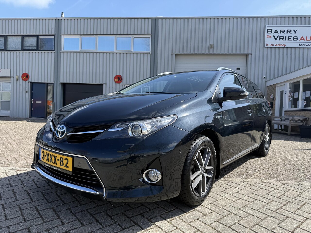 Toyota Auris Touring Sports - 1.8 Hybrid | Panoramadak | Camera | Navigatie | - AutoWereld.nl