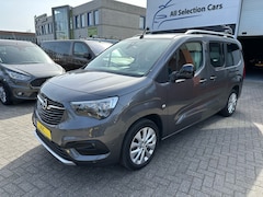 Opel Combo Life - 131pk Automaat - L2 Lang - Full Option - Leder - Navigatie - Camera - Rolstoellift