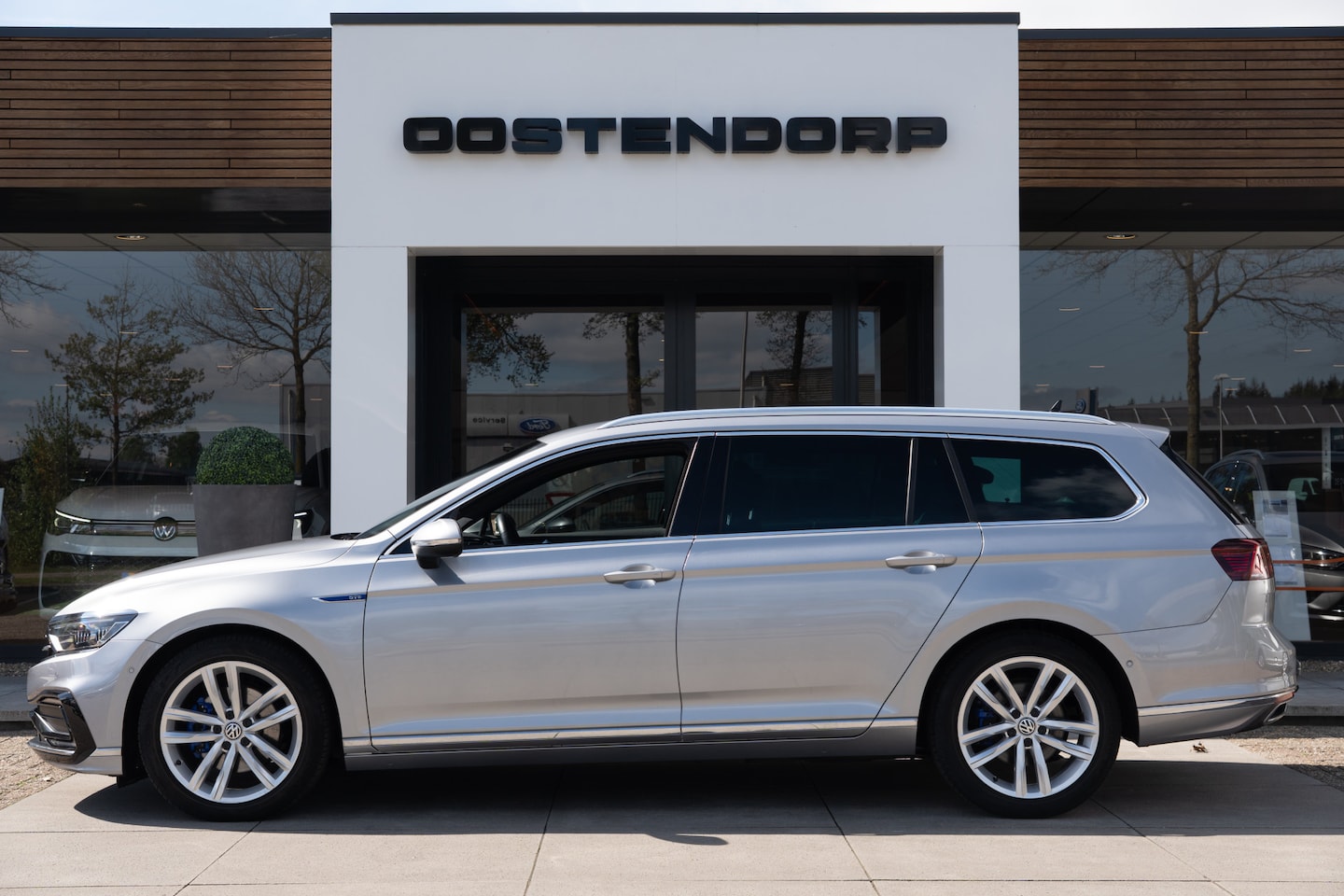 Volkswagen Passat Variant - 1.4TSI/218pk PHEV GTE Highline|2020|Trekhaak|Matrix LED|Virtual Cockpit|18"LMV|Cruise+ACC| - AutoWereld.nl