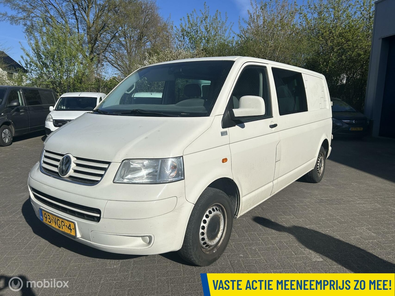 Volkswagen Transporter - 2.5 TDI 340 Budgetline DC airco - AutoWereld.nl