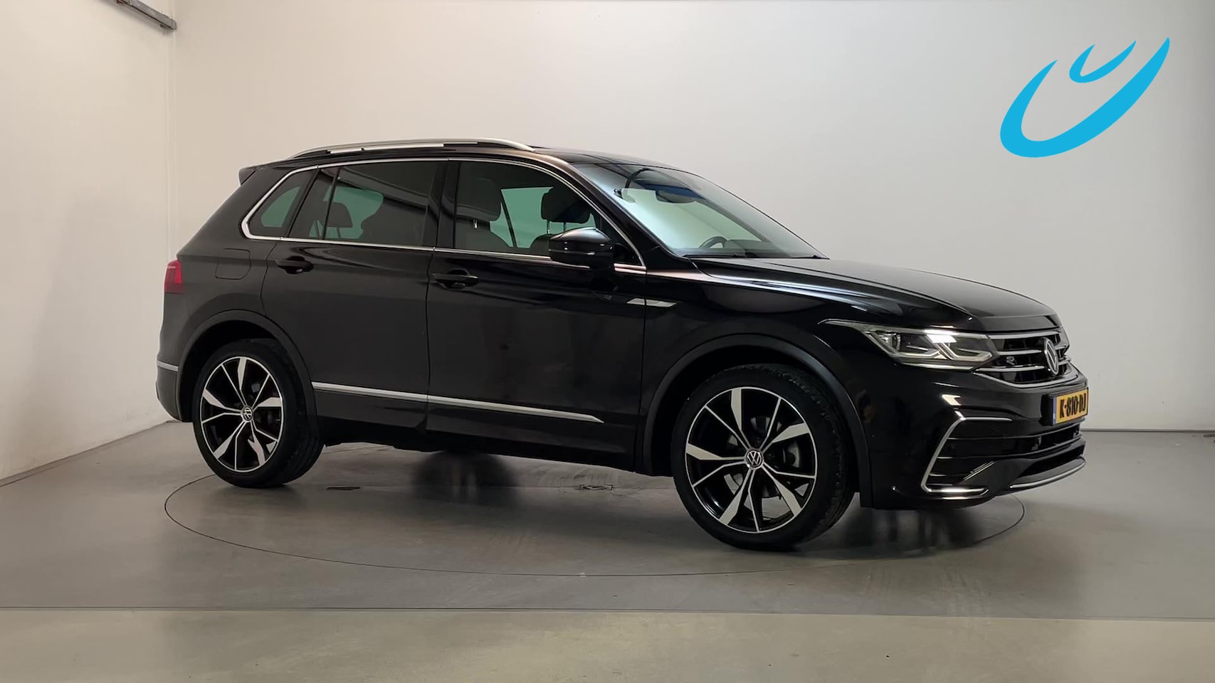 Volkswagen Tiguan - 1.5 TSI 150pk R-Line Business+ LED Panoramadak Virtual Cockpit Camera - AutoWereld.nl