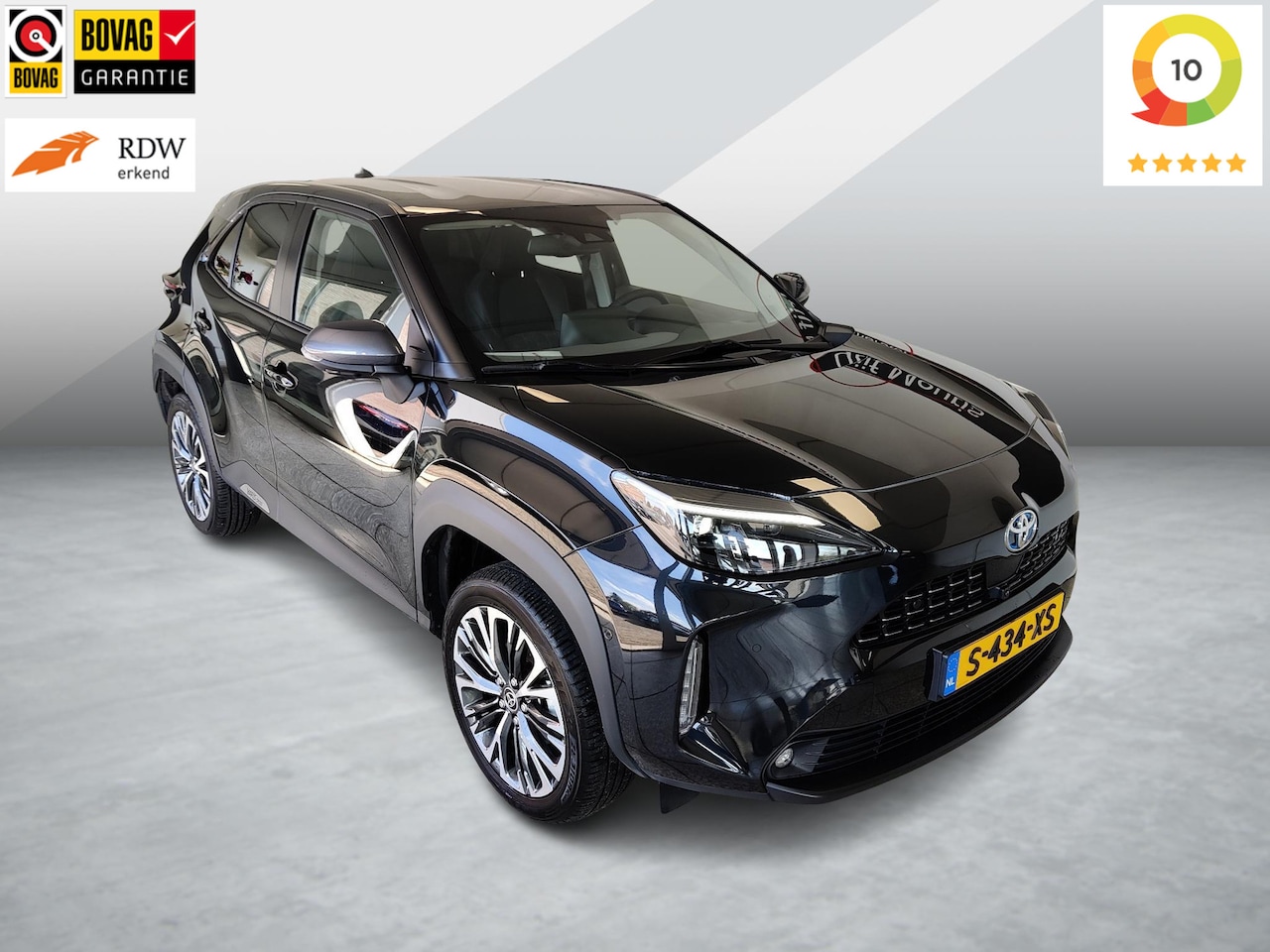 Toyota Yaris Cross - 1.5 Hybrid excecutive bi-tone - AutoWereld.nl