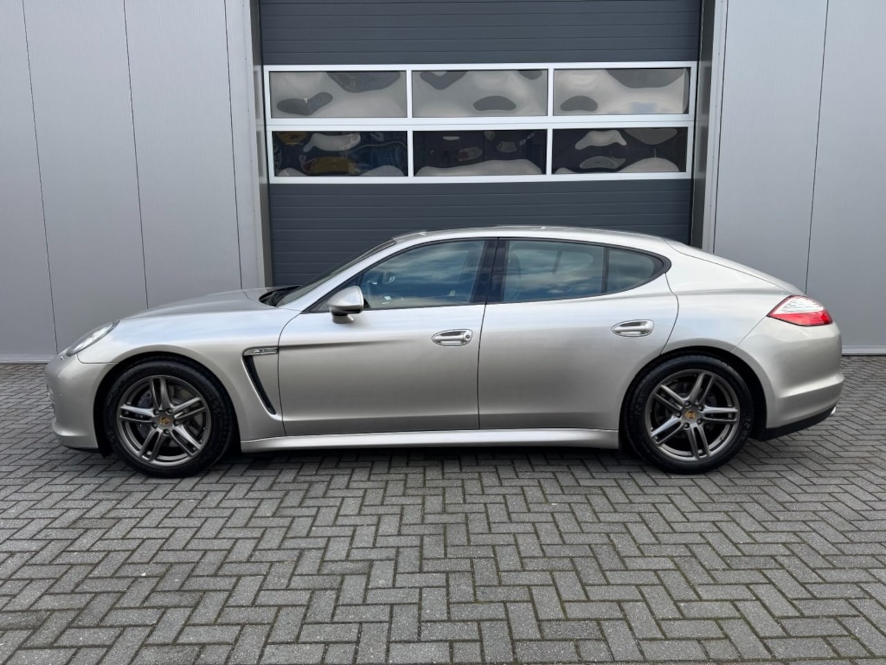 Porsche Panamera - 3.6 PDK 172,000 km - AutoWereld.nl