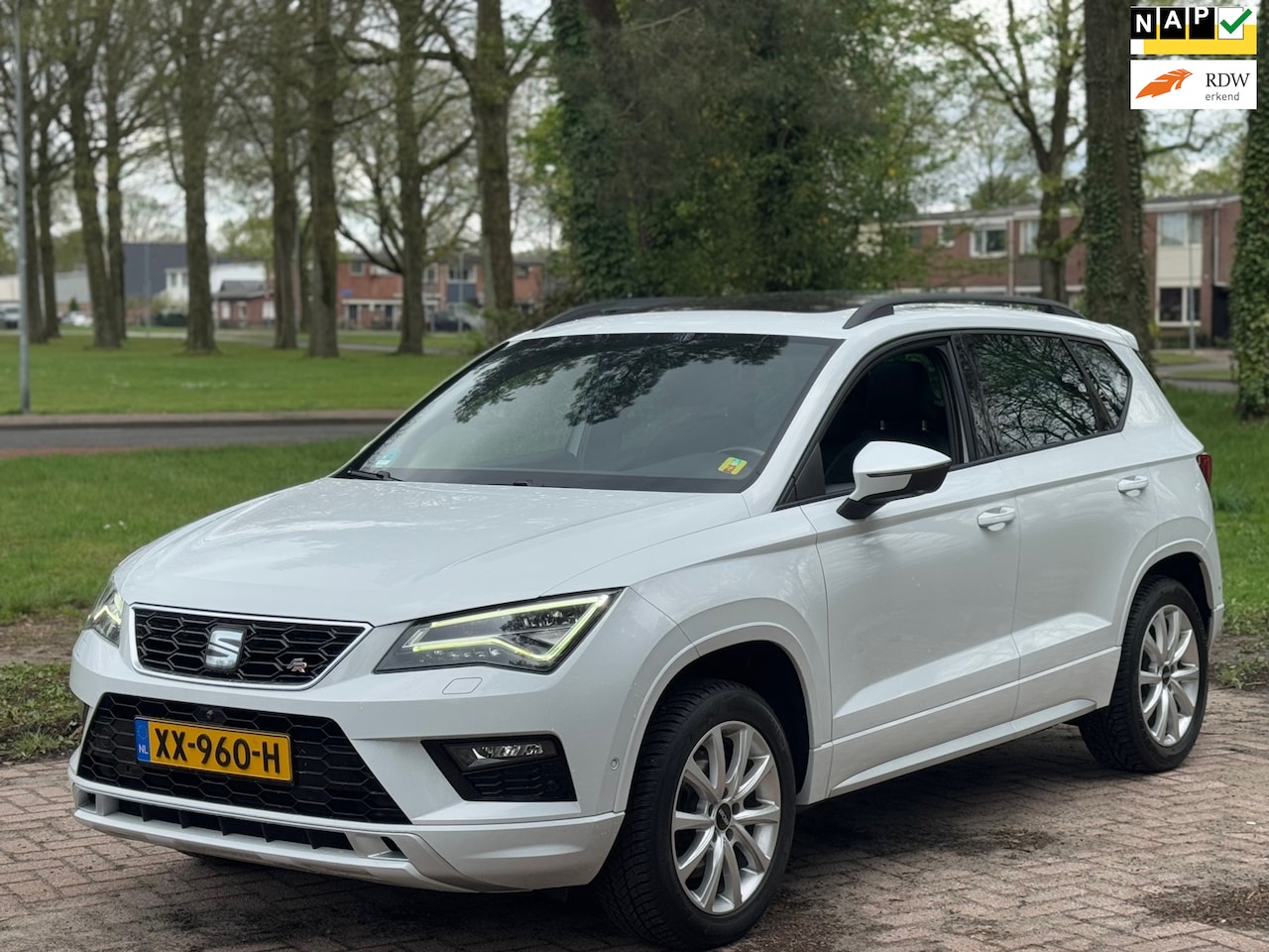 Seat Ateca - 1.5 TSI FR Business Intense DSG,Trekhaak,Camera,Led - AutoWereld.nl