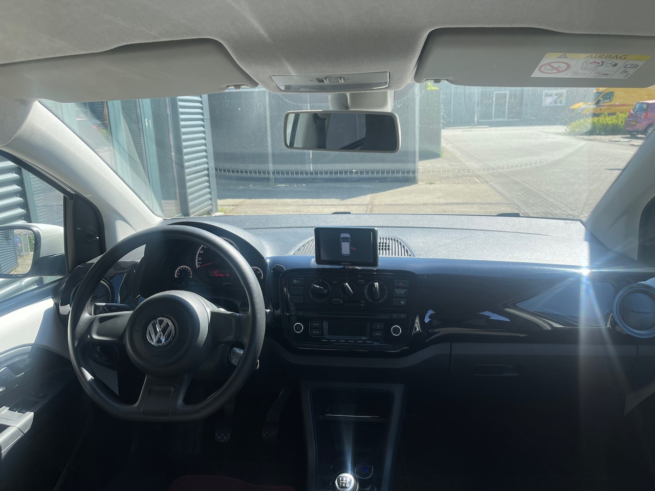 Volkswagen Up! - 1.0 move up! BlueMotion 1.0 move up! BlueMotion - AutoWereld.nl