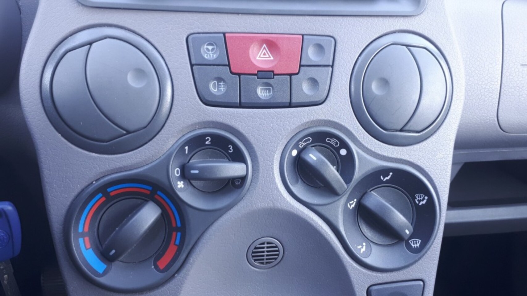 Fiat Panda - 1.1 Active RADIO-CD/STUURBEKR./CENTR.VERGR
