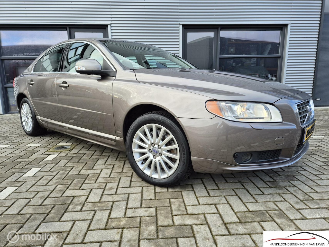 Volvo S80 - 4.4 AWD 316PK YOUNGTIMER LEDER NAVI XENON - AutoWereld.nl