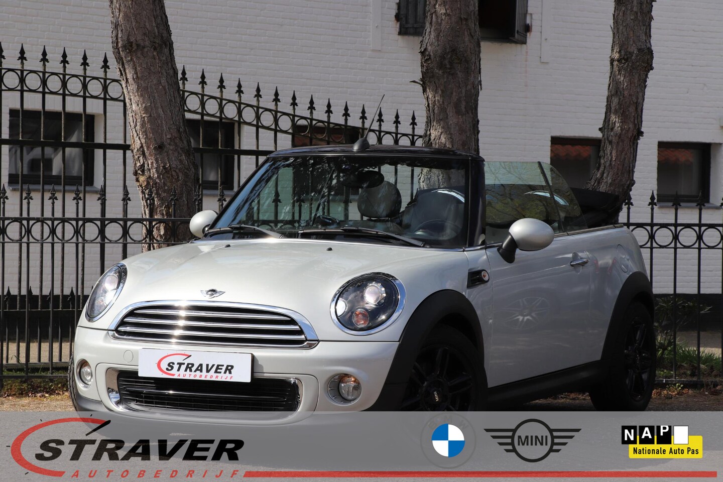 MINI Cabrio - Mini 1.6 One |Airco |Navigatie |Voorstoelen verwarmd - AutoWereld.nl