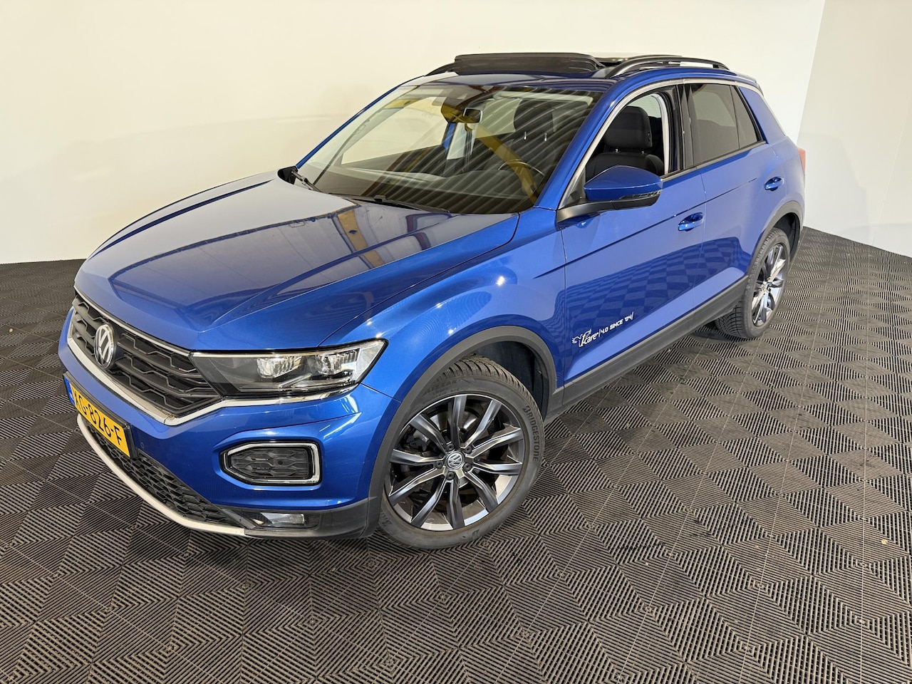 Volkswagen T-Roc - 1.0 TSI Style 1.0 TSI Style (Incl.BTW/BPM) - AutoWereld.nl