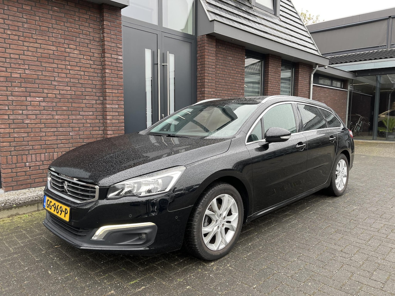 Peugeot 508 SW - 1.6 e-HDi Blue Lease Executive NAV | PANORAMADAK | TREKHAAK | CRUISE CONTROL - AutoWereld.nl