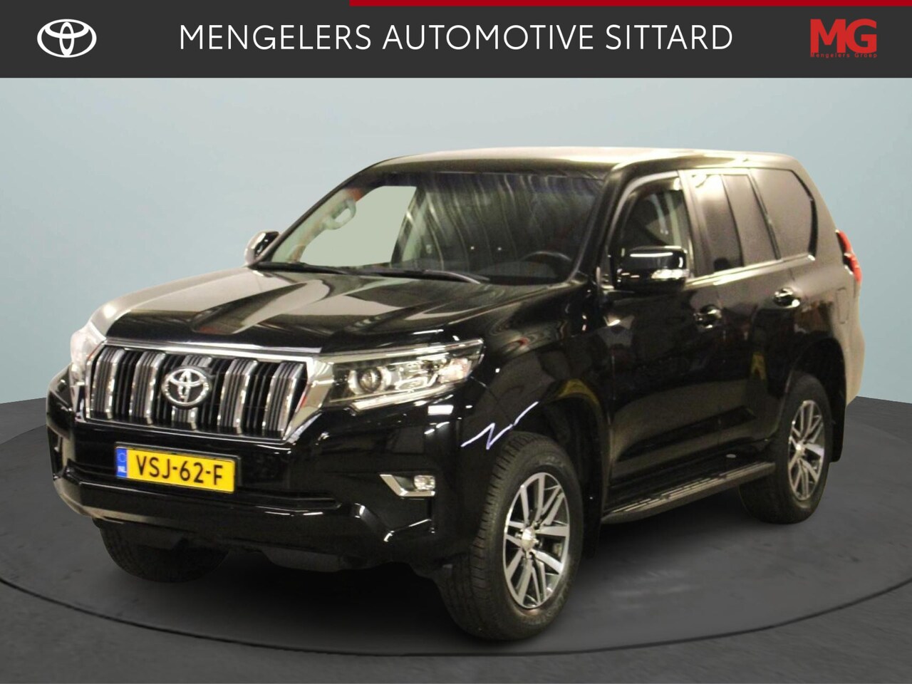 Toyota Land Cruiser Challenger - 2.8 D-4D-F Window Van | 18" - AutoWereld.nl