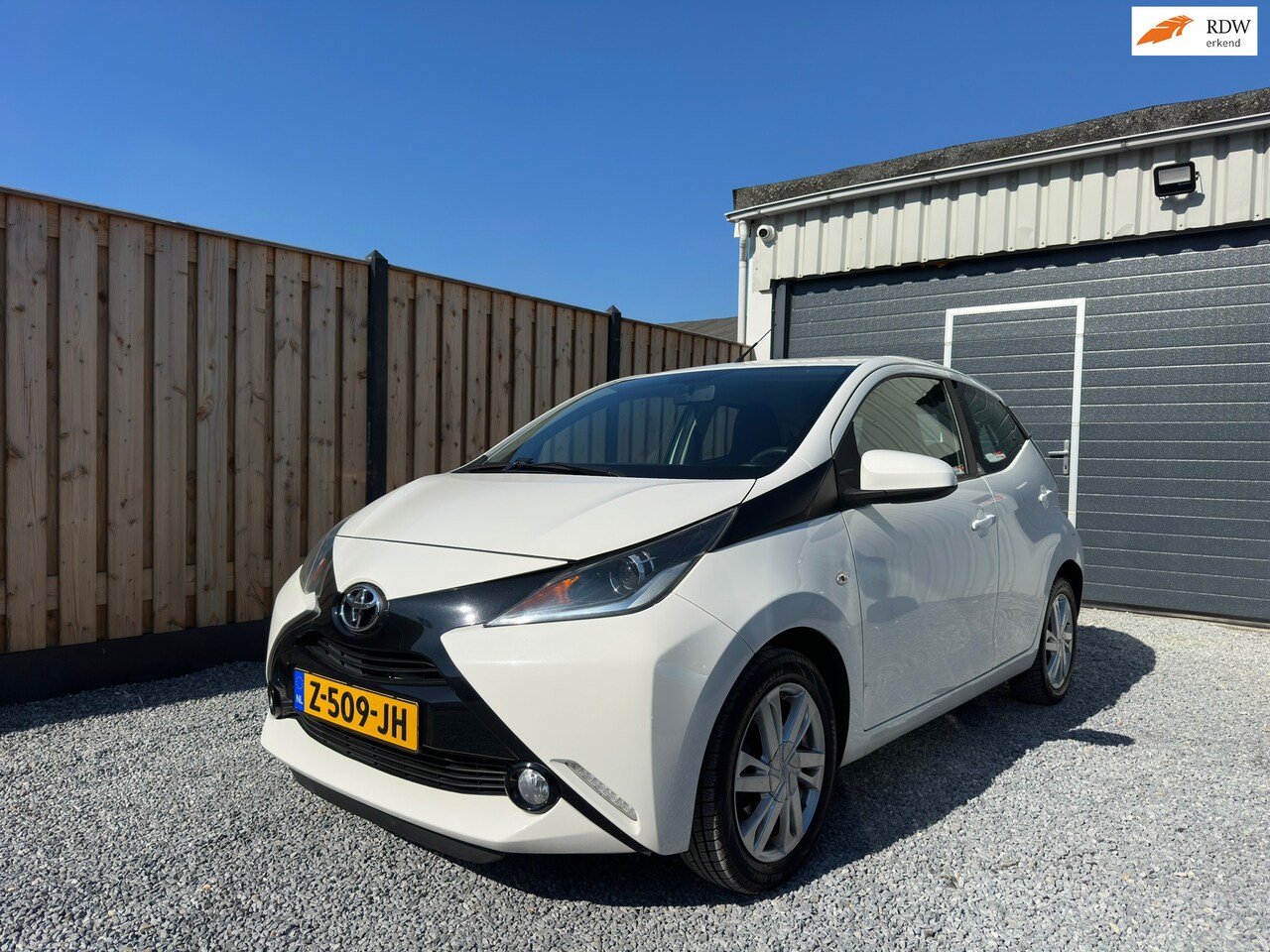 Toyota Aygo - 1.0 VVT-i x Airco | Camera | Nieuwe APK - AutoWereld.nl