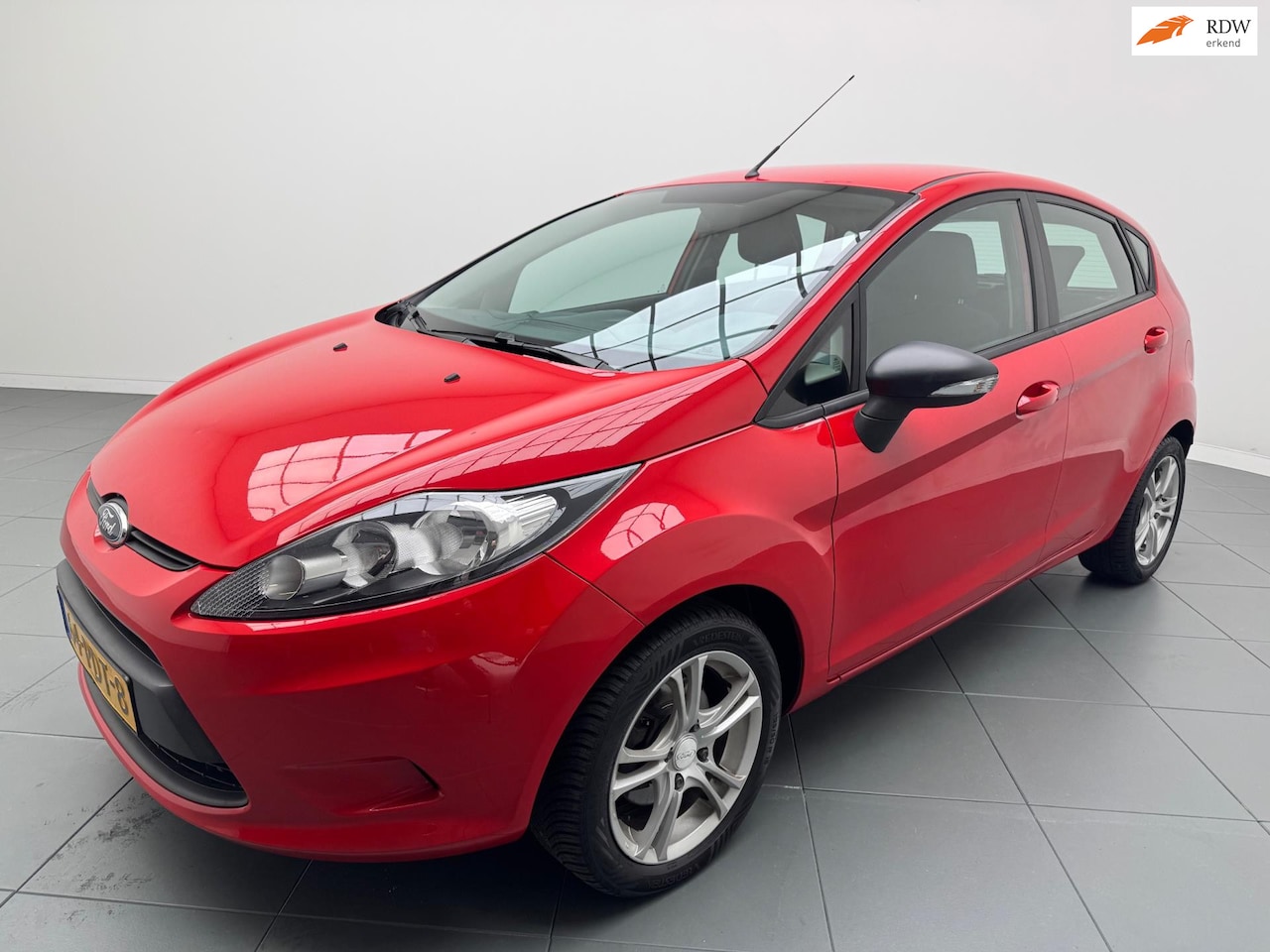 Ford Fiesta - 1.25 Limited 60 Pk 5 deurs Airco Nap - AutoWereld.nl