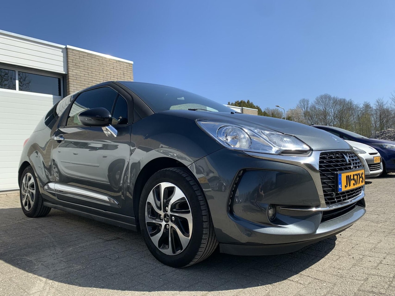 DS 3 - 1.2 PureTech Business NWE APK Navi Airco LED Cruise control LM velgen - AutoWereld.nl