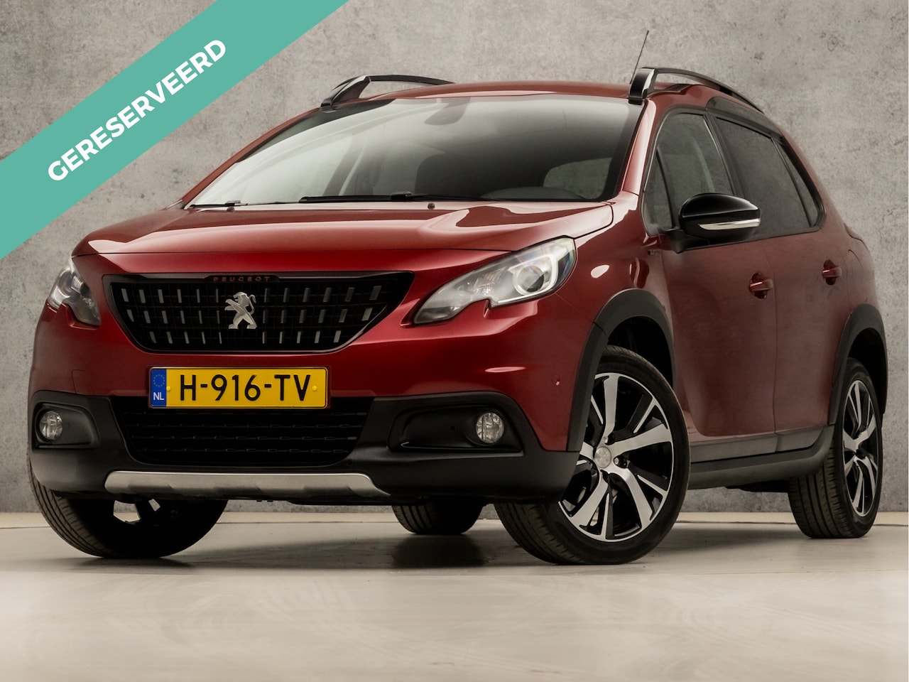 Peugeot 2008 - 1.2 PureTech GT Sport Automaat (APPLE CARPLAY, NAVIGATIE, CLIMATE, GETINT GLAS, LEDER, XEN - AutoWereld.nl