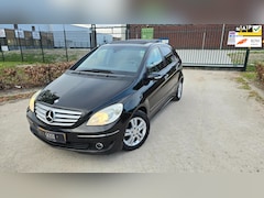 Mercedes-Benz B-klasse - 200 PANORAMADAK AVANTGARDE AUTOMAAT