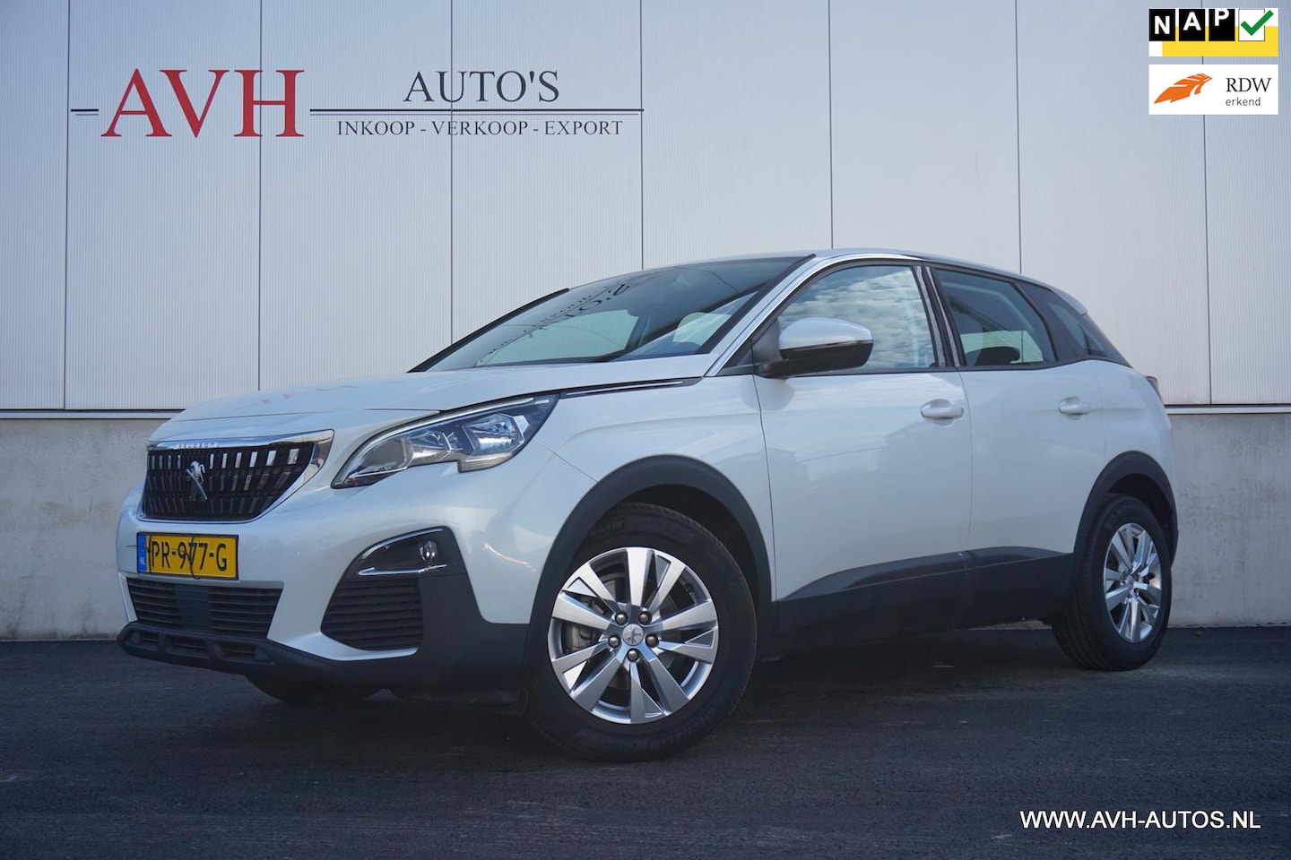 Peugeot 3008 - 1.2 PureTech Blue Lease Executive 1.2 PureTech Blue Lease Executive - AutoWereld.nl