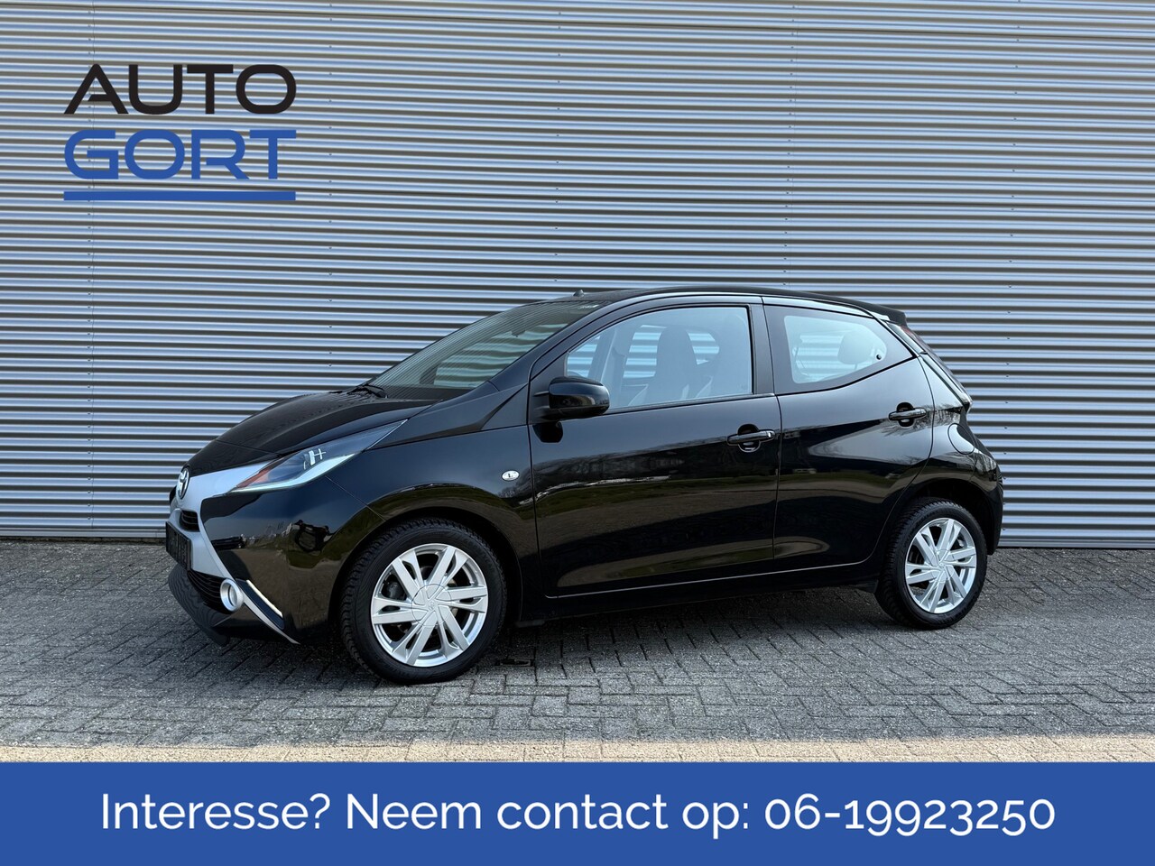 Toyota Aygo - 1.0 VVT-i x-play | 5 Deurs | Airco | Alu velgen | Camera | - AutoWereld.nl