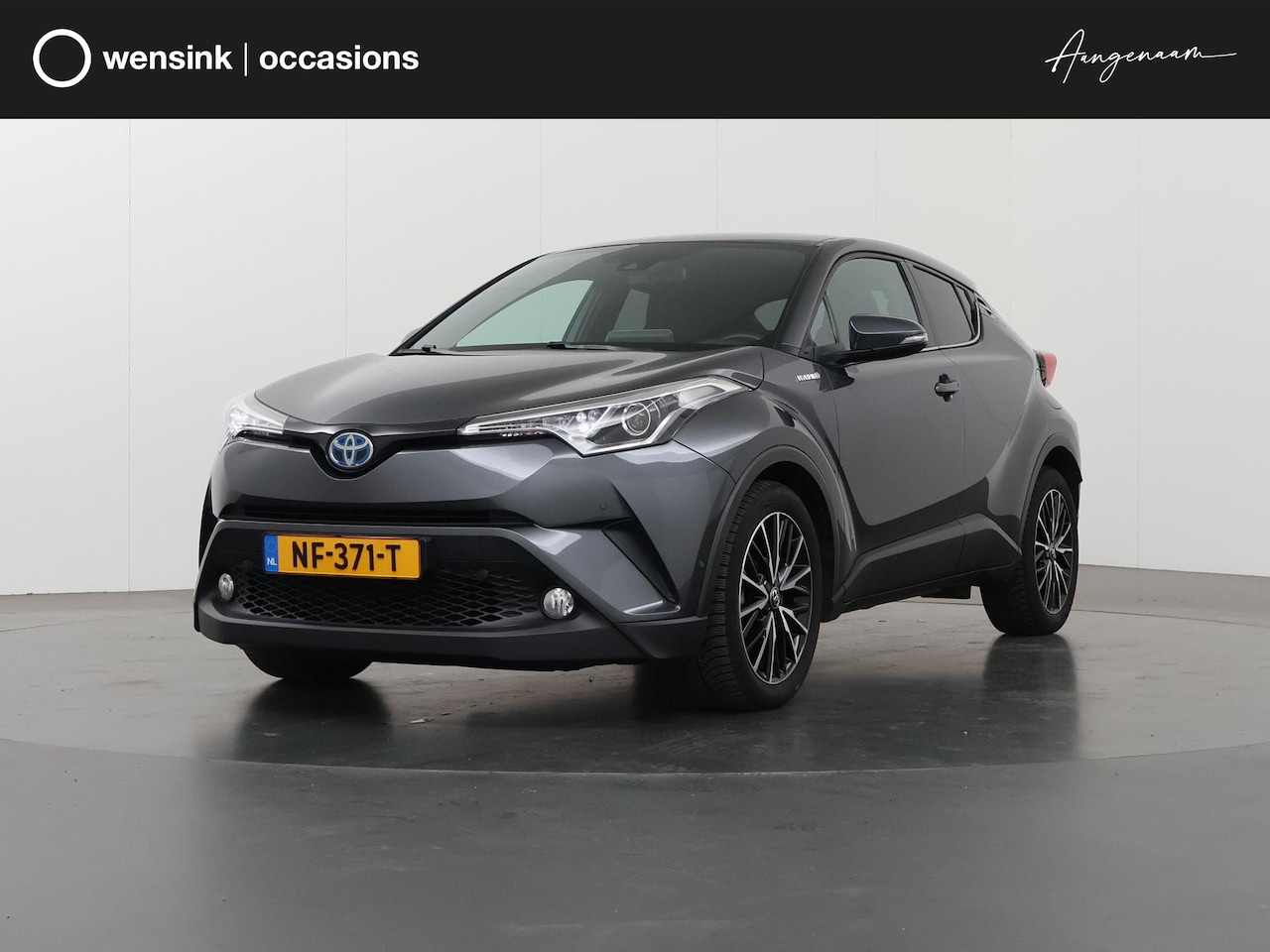 Toyota C-HR - 1.8 Hybrid Executive | Navigatie | Parkeercamera | Keyless Go | Climate Control | Stoelver - AutoWereld.nl