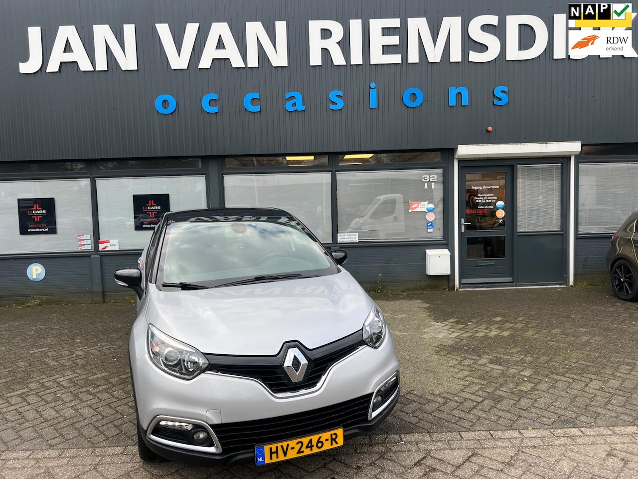 Renault Captur - 0.9 TCe Dynamique bj 2016 airco 96854 km nap - AutoWereld.nl