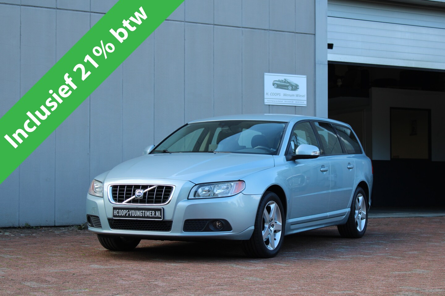 Volvo V70 - 2.0 Momentum YOUNGTIMER incl. 21% BTW - AutoWereld.nl