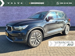 Volvo XC40 - B3 Automaat Momentum | Trekhaak | 19" LM velgen | Navigatie | Camera | Parkeersensoren voo