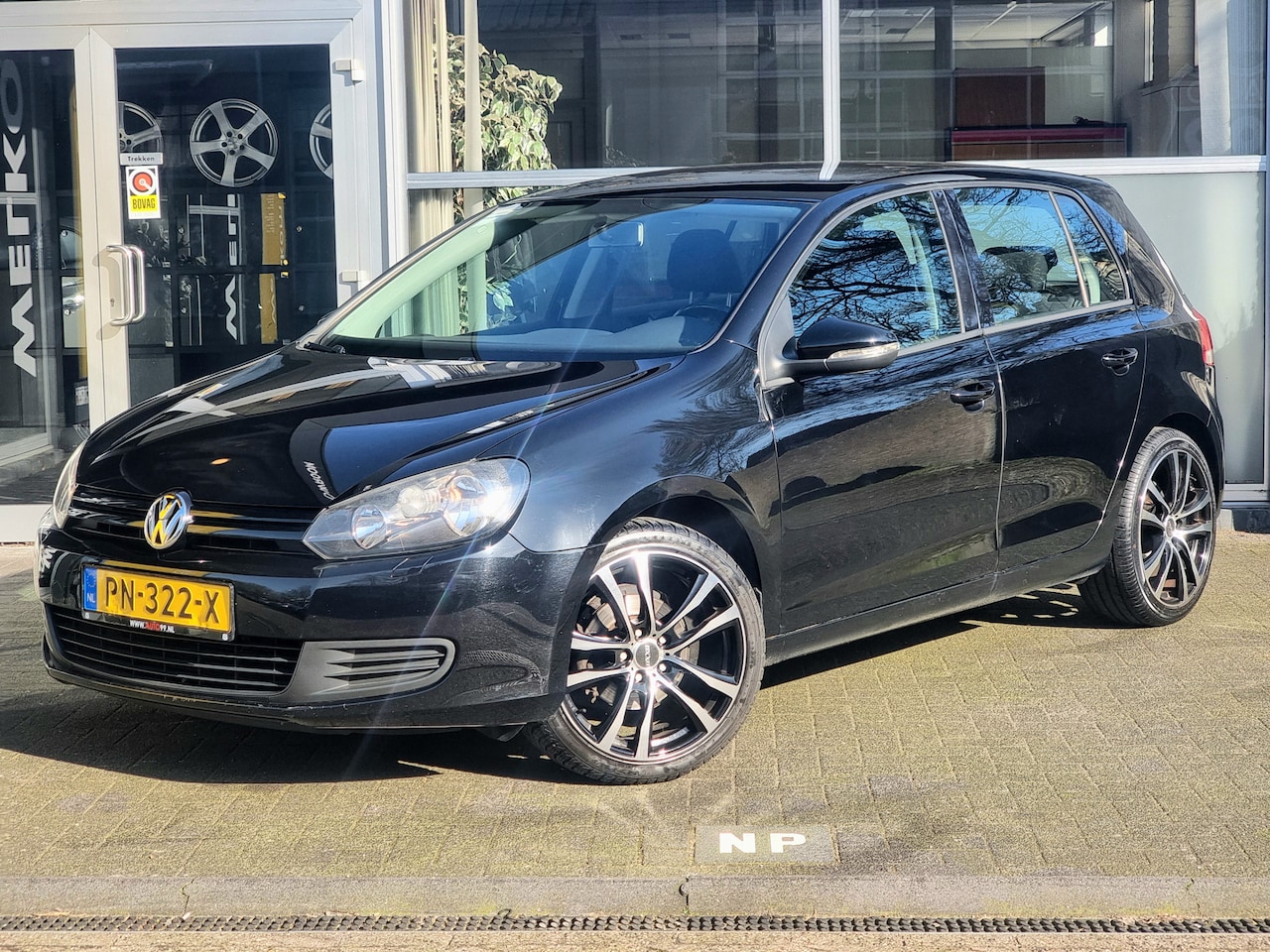 Volkswagen Golf - 1.4 Easyline AIRCO / STOELVERWARMIMG - AutoWereld.nl