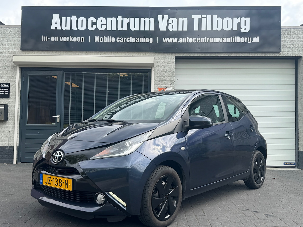 Toyota Aygo - 1.0 VVT-i x-play 1.0 VVT-i x-play - AutoWereld.nl